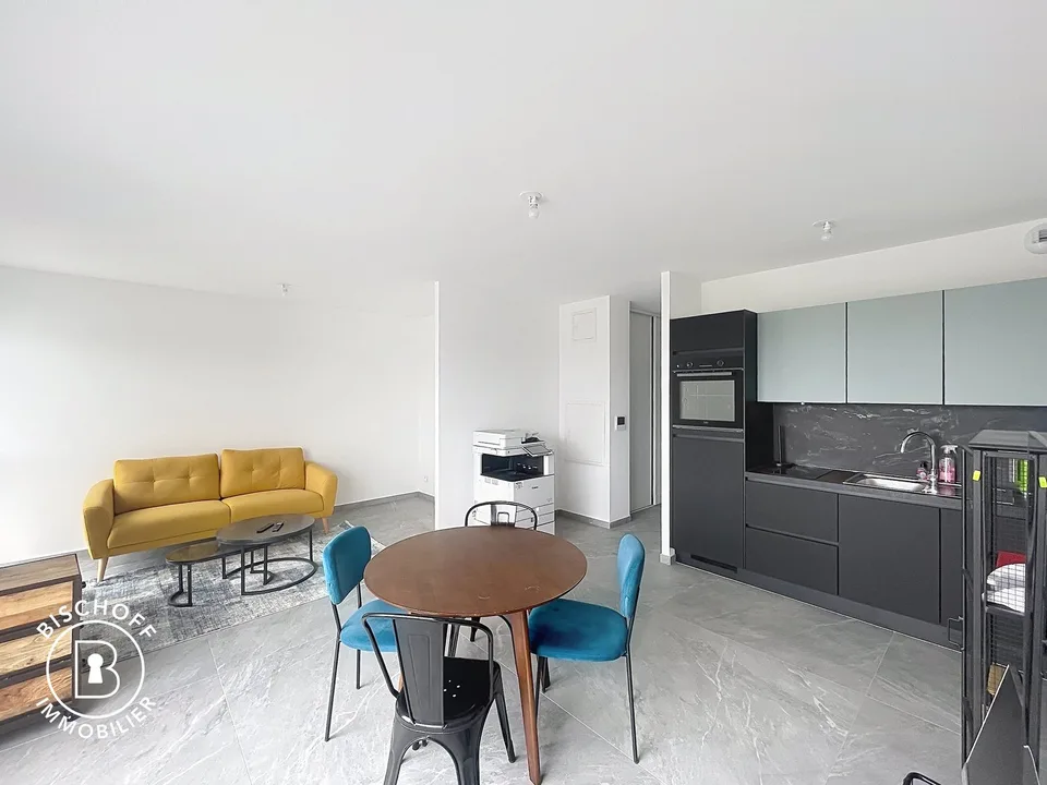 Moderne 1-Zimmer-Wohnung mit Balkon und Panoramablick in Saint-Louis