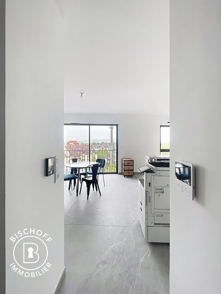 Moderne 1-Zimmer-Wohnung mit Balkon und Panoramablick in Saint-Louis – Foto 11 von 25