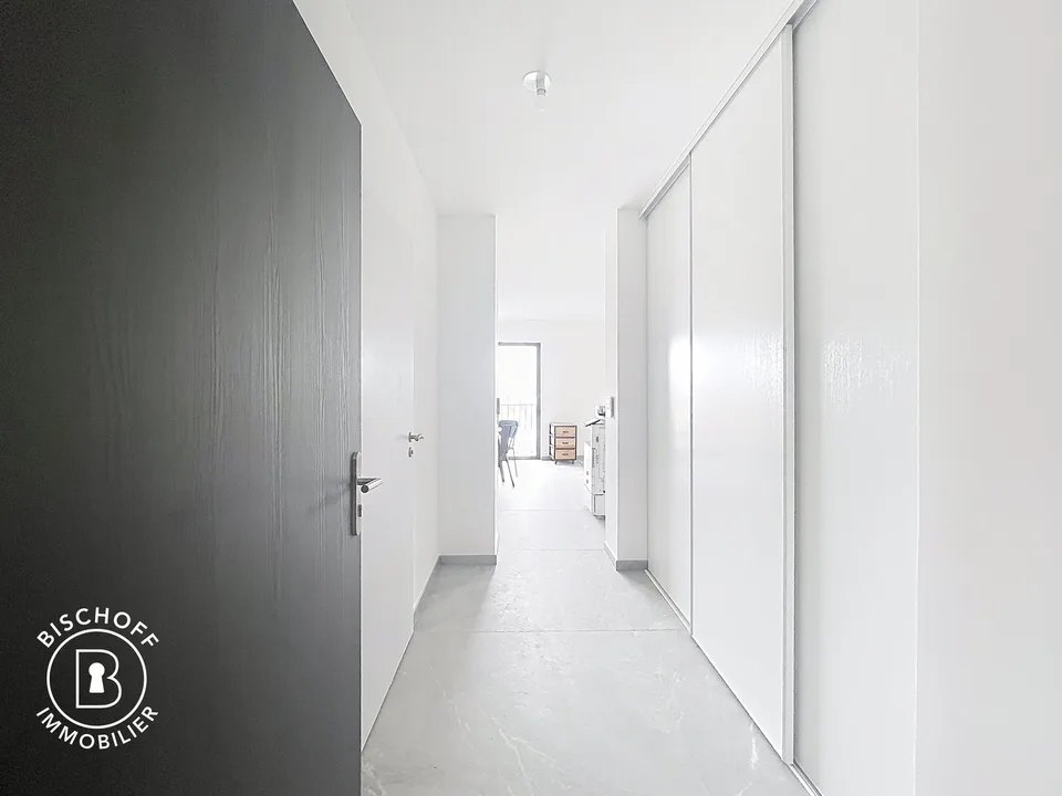 Moderne 1-Zimmer-Wohnung mit Balkon und Panoramablick in Saint-Louis – Foto 10 von 25