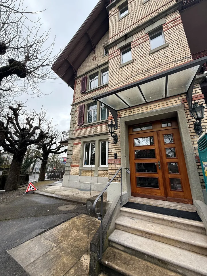 Frisch renovierte 3.5-Zimmer-Erdgeschosswohnung in Bern-Schosshalde