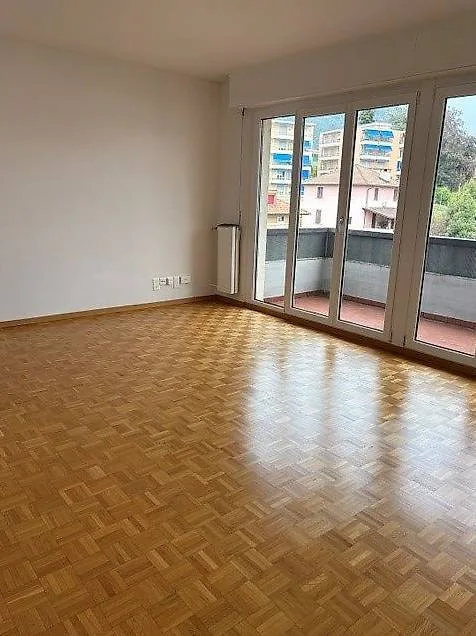 Wohnung 3.5 Zimmer im 6. Stock