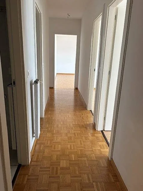 Wohnung 3.5 Zimmer im 6. Stock