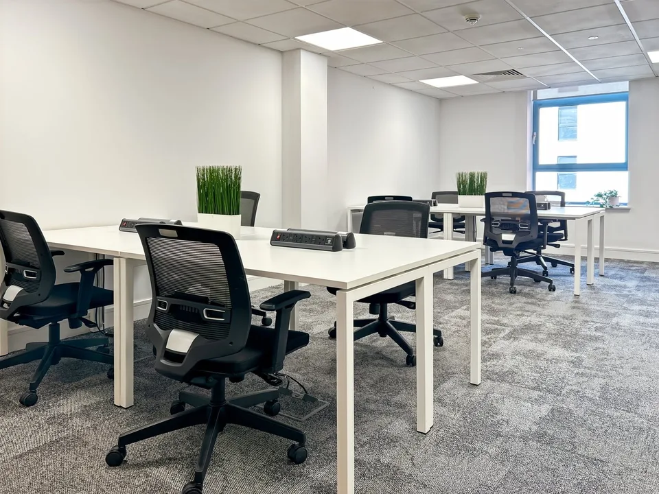 Privater Büroraum für 20 in Regus Spoom Kriens