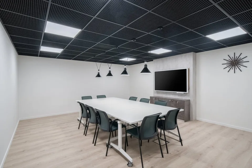 Privater Büroraum für 50 in Regus Main Station
