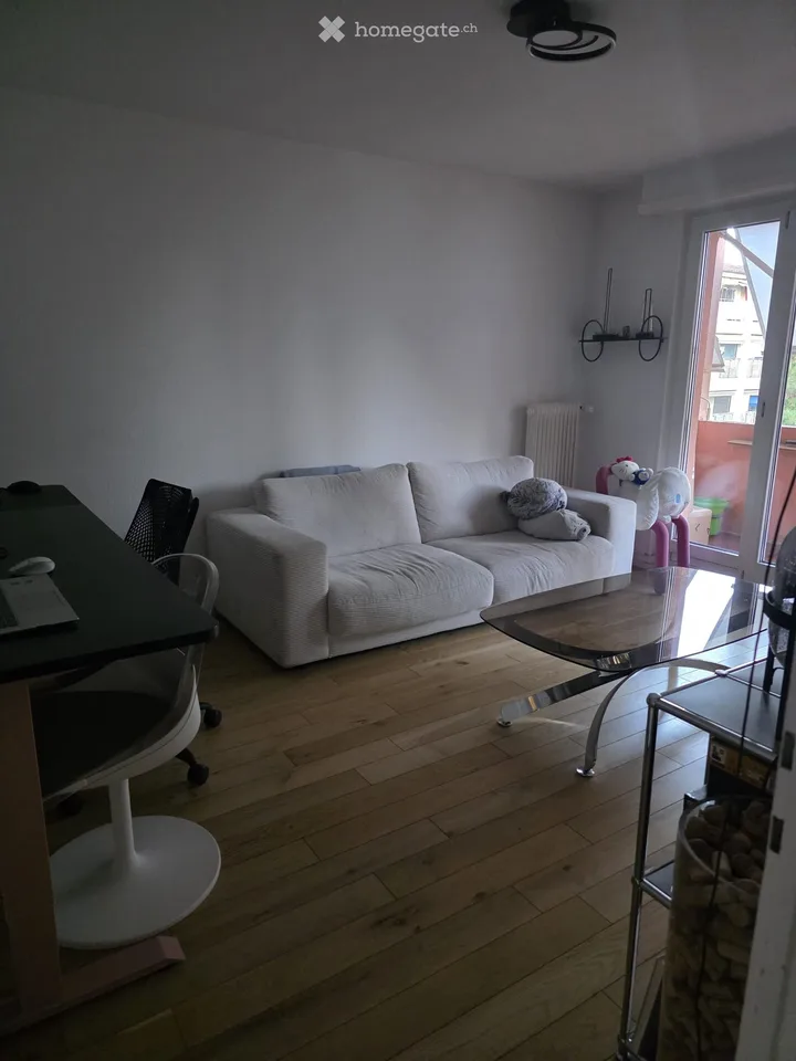 Appartement 2,5 pièces à Renens (face à l'ECAL)