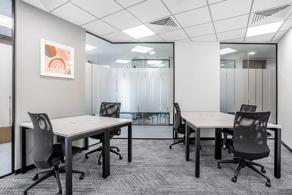 Büroräume für 25 in Spaces Suurstoffi