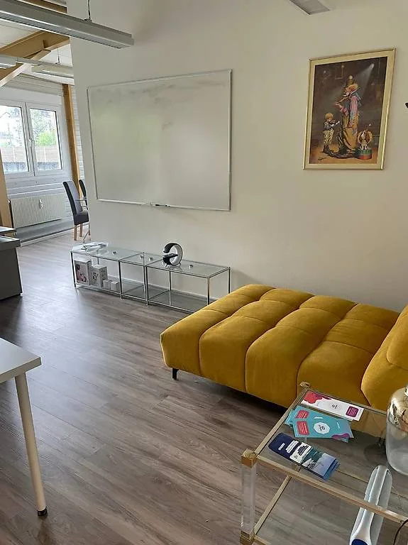 Zu Vermieten Büro