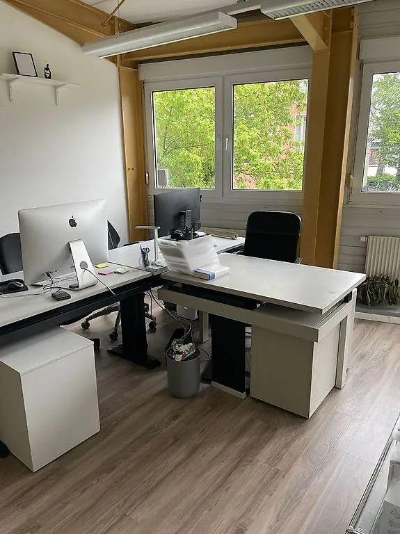 Zu Vermieten Büro