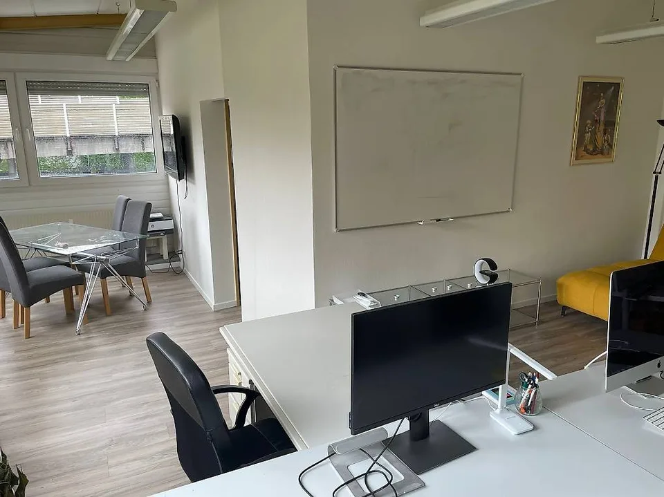 Zu Vermieten Büro