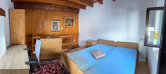 Charming stone cottage, furnished - Giubiasco