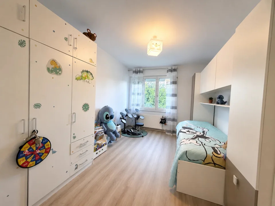 Totalsanierte 4.5 Zi. Wohnung an guter Lage