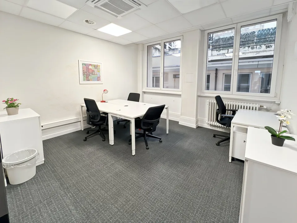 Private office for 25 at Regus Main Station