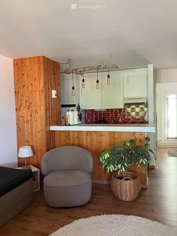 3.5 Zimmer. Maisonnettte in Gomiswald