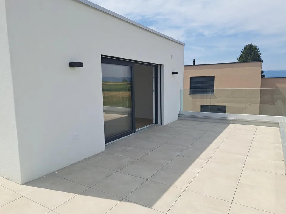 Eccezionale duplex di 5.5 locali in attico a Vallon