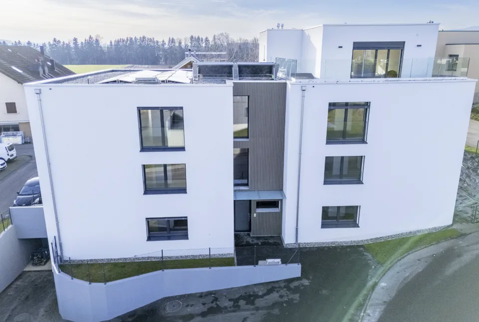 Vallon / Exceptionnel duplex de 5.5 pièces en attique