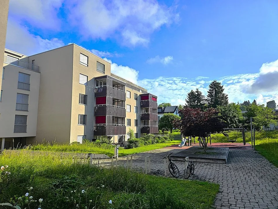 Moderne, sonnige Wohnung sucht Bewohner