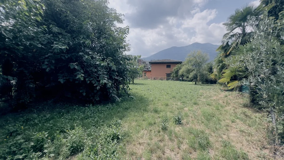 Bauplatz mit Genehmigung für 4 Villen in Ponte Capriasca