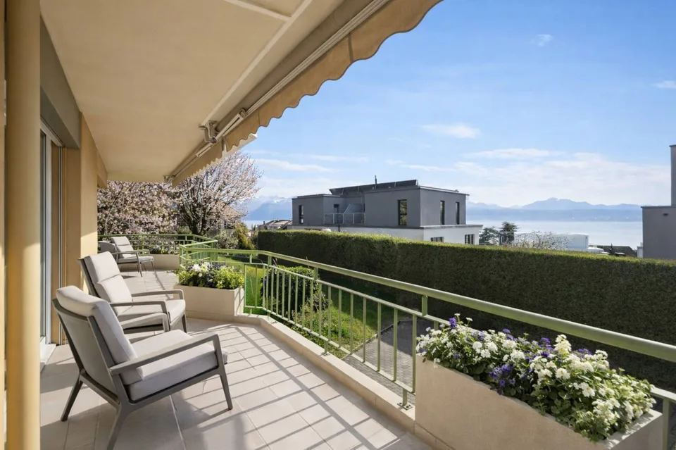 Appartement familial de 5.5 pièces avec vue sur le lac