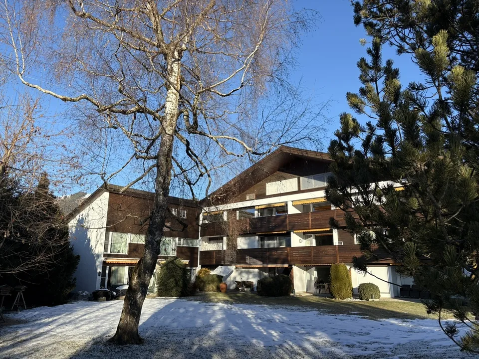 Appartement ensoleillé entre Saanen et Gstaad