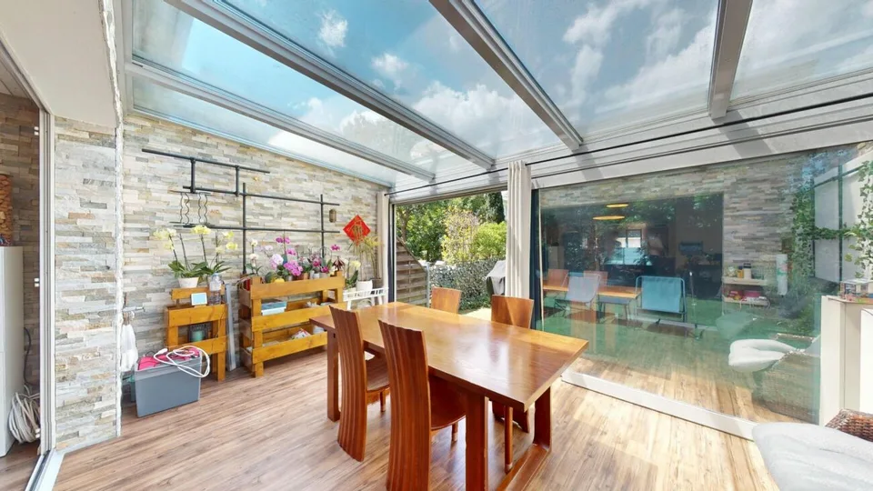 5.5-Zimmer-Reiheneinfamilienhaus mit Wintergarten, Terrasse und gepflegtem Garten im Reinacherhof