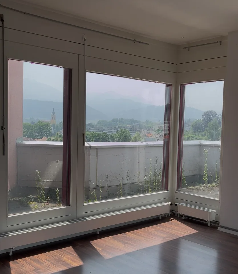 Zentrale, Ruhige, Wohnung mit 100m2 Dachterrasse