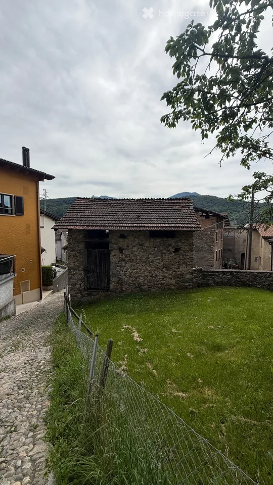 Rustico con giardino - Landhaus mit Garten