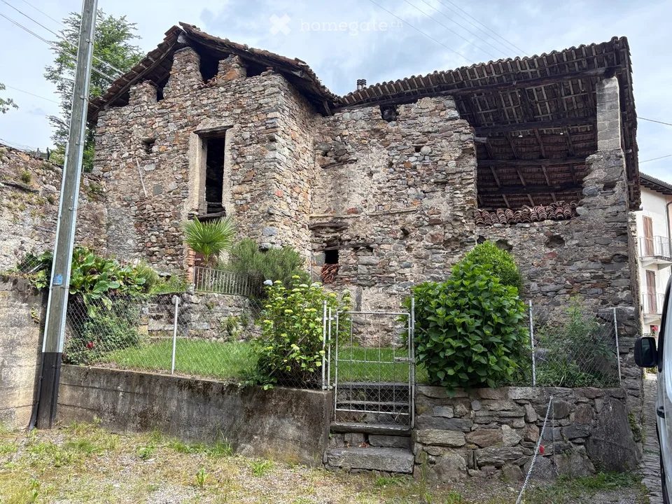 Rustico con giardino - Landhaus mit Garten