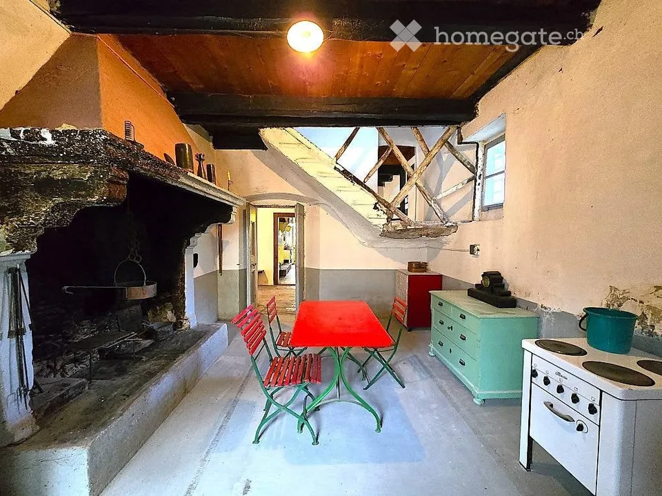 Charmantes historisches Haus mit grossem Grundstück