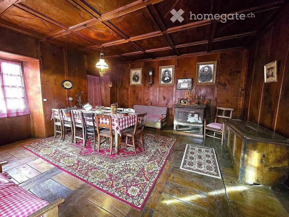 Charmantes historisches Haus mit grossem Grundstück