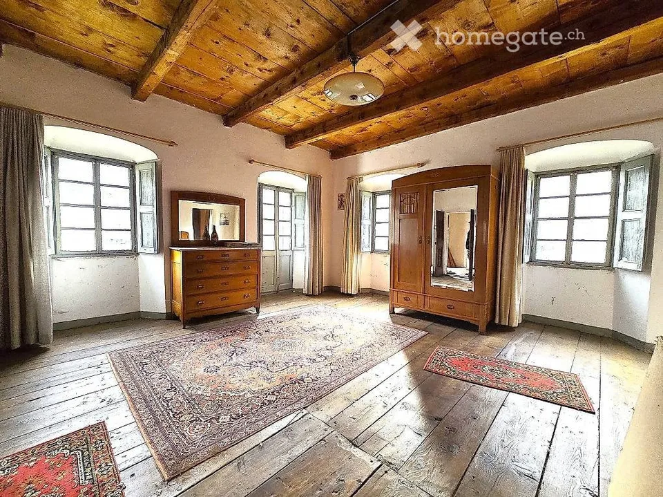 Charmantes historisches Haus mit grossem Grundstück