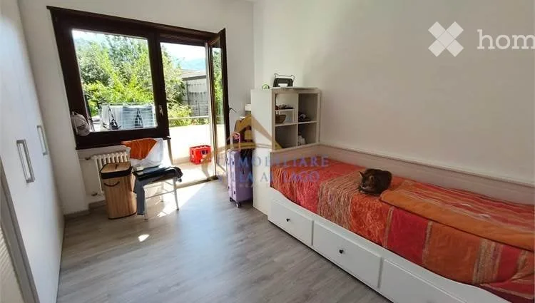Renovated apartment with 2 parking spaces