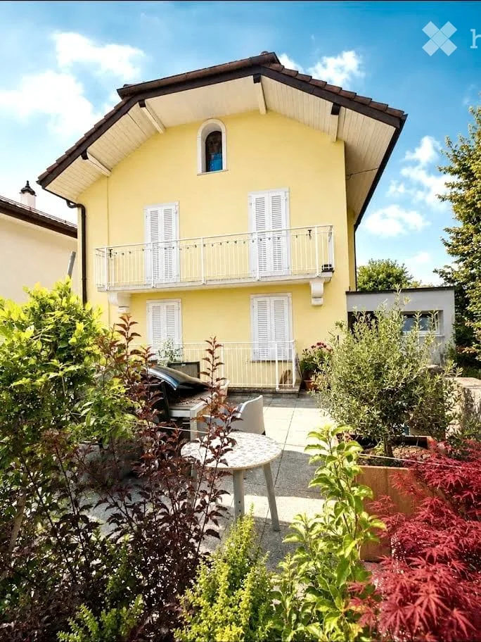 Maison de deux appartements à vendre à Crissier