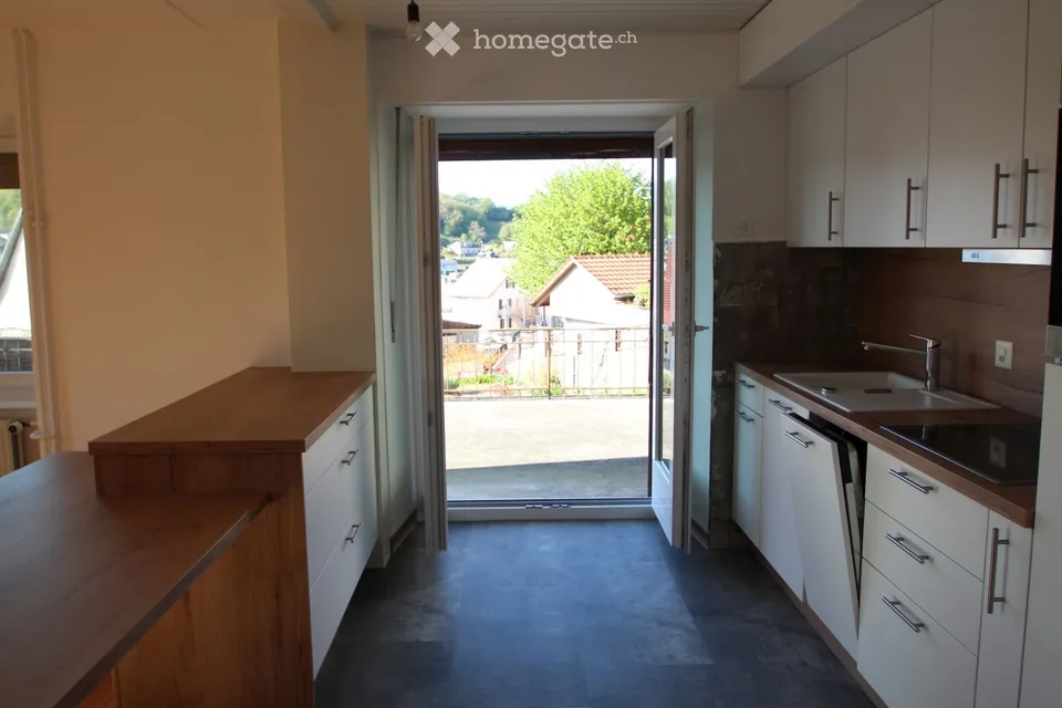 Appartamento con terrazza e giardino