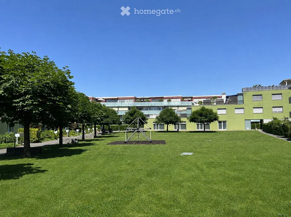 Grosse 4.5 Zi. Wohnung 110m2  in ruhigem, gehobenem Quartier