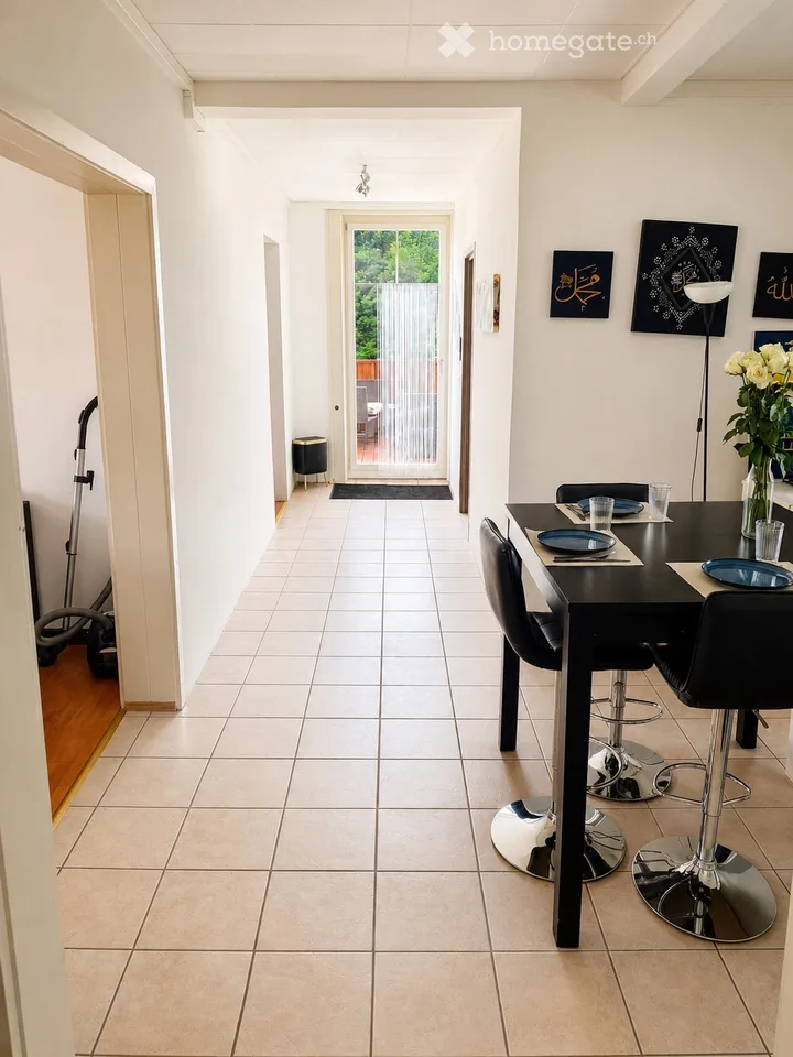 Beautiful bright apartment - 3.5 rooms