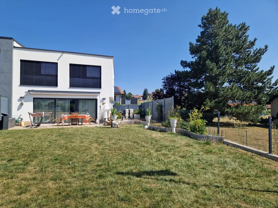 Maison dans un écrin de verdure et proche de Fribourg