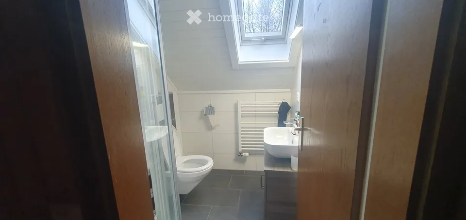 Mitbewohner/in in 6-Personen-WG, NäheThun
