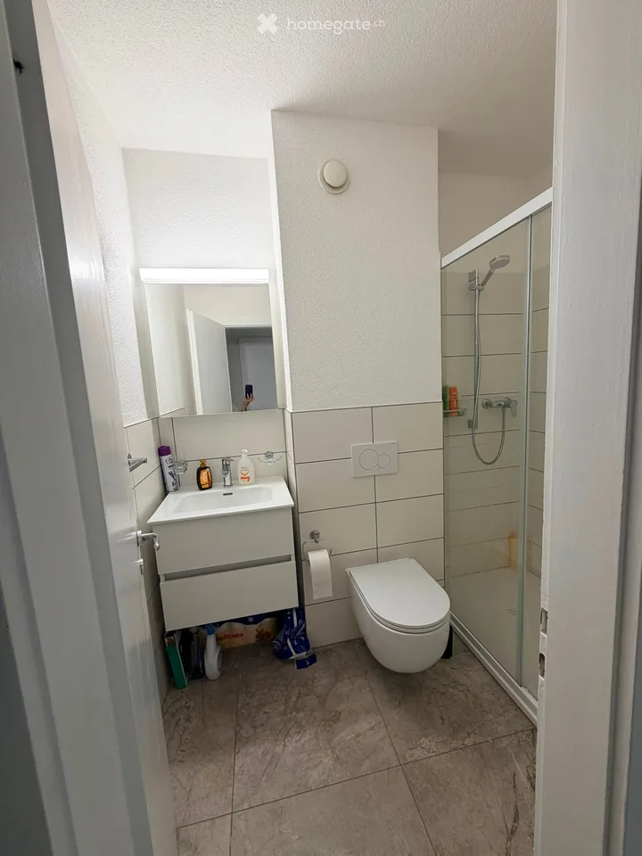 Zimmer in Vezia frei ab 1. September