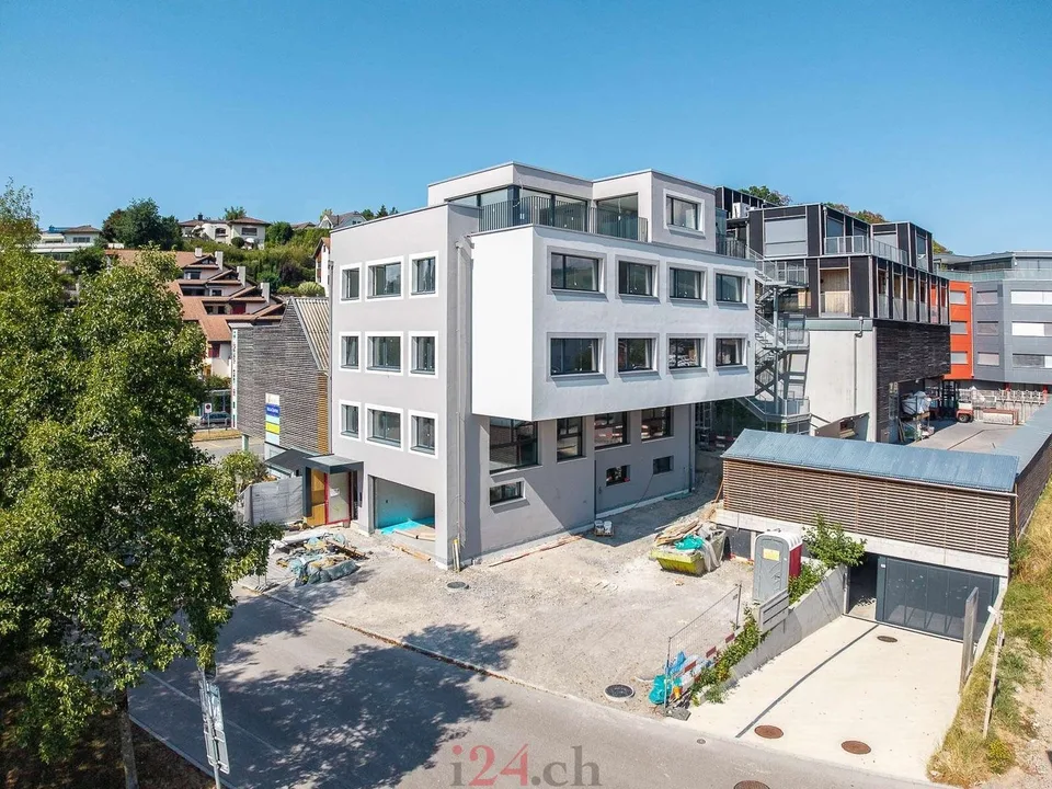 Exklusive Gewerbefläche im 2. Obergeschoss - Innenausbau durch Mieter