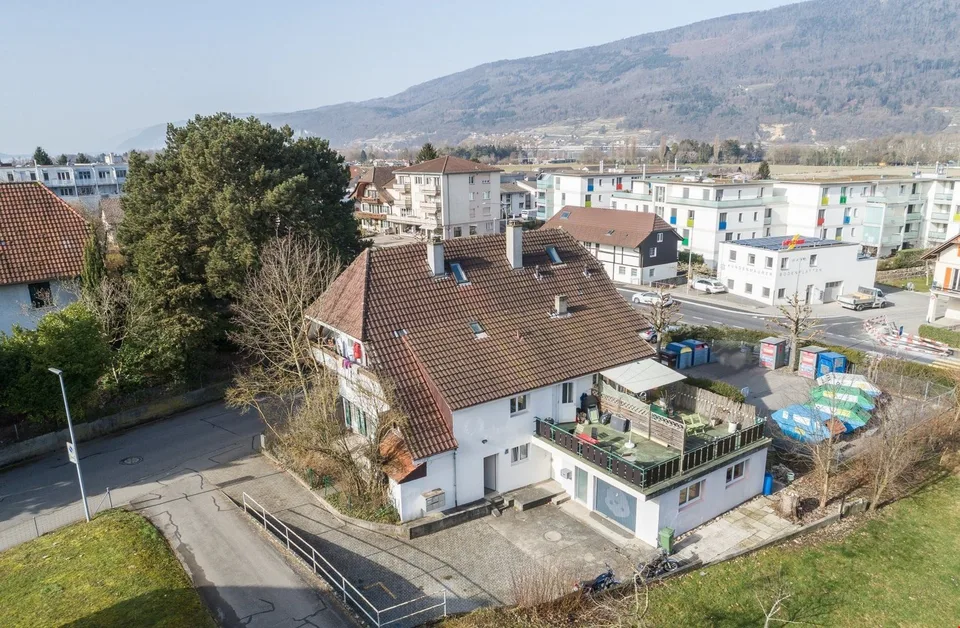 Appartamento luminoso 2 1/2 locali 2° piano sud con balcone privato e stanza mansardata