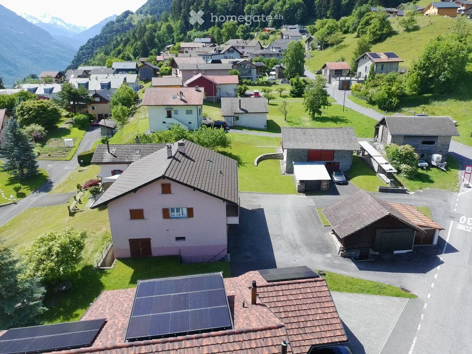 Maison sur 3 niveaux avec 2 appartements + cave et garage
