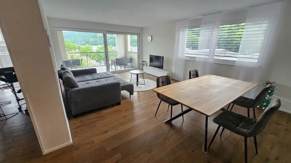Appartamento moderno 2.5 locali con terrazza in vendita a Sciaffusa