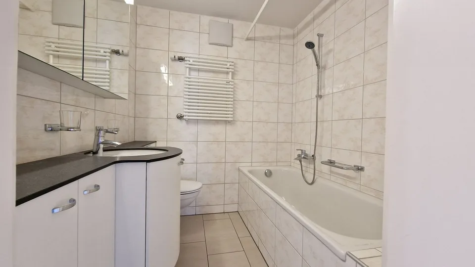 Sunny 3-room apartment with balcony in Rüttenen