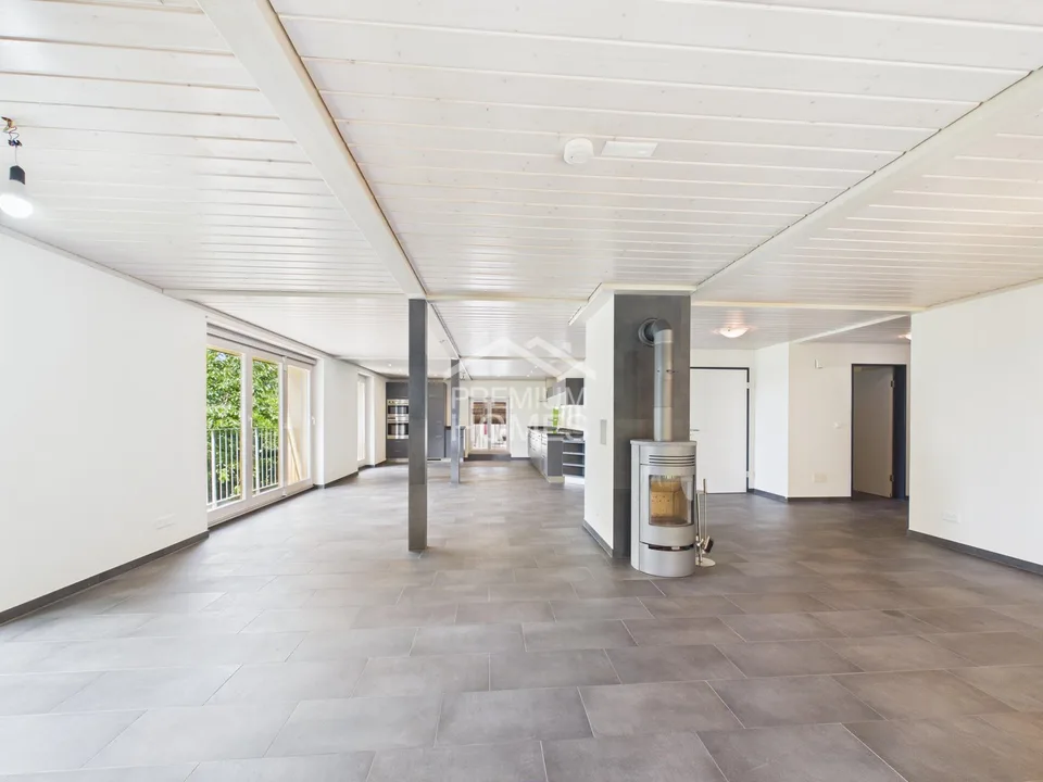 Modernes Zuhause mit viel Raum und Komfort