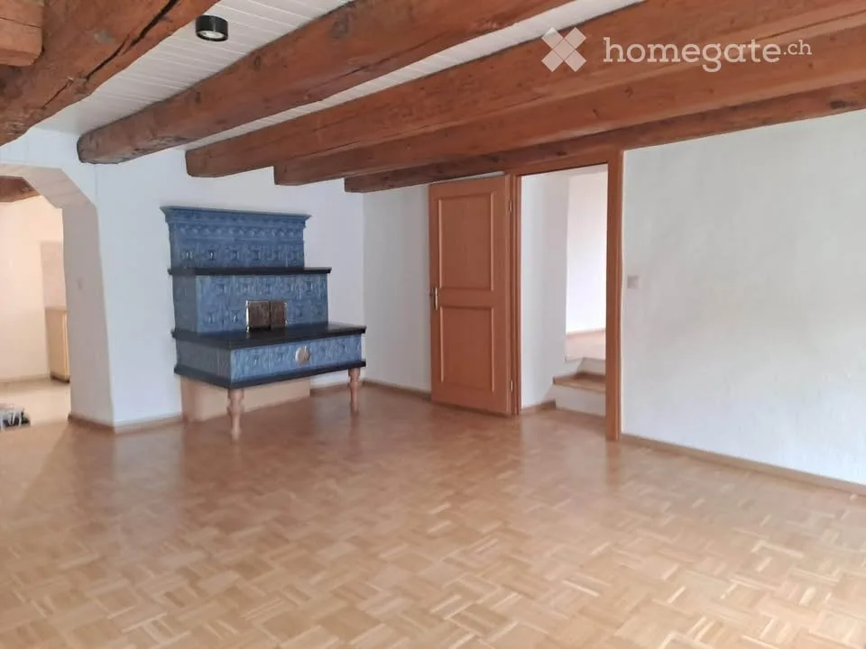 Charmante 4.5 Zimmer Maisonette mit Garten und viel Charme