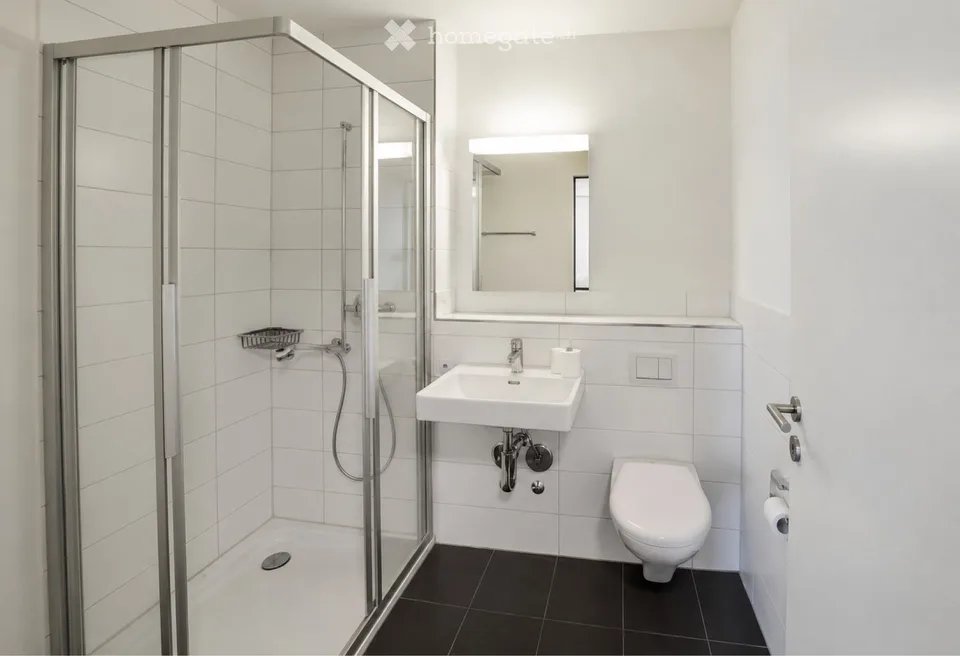 Zentrale moderne Wohnung in Suhr