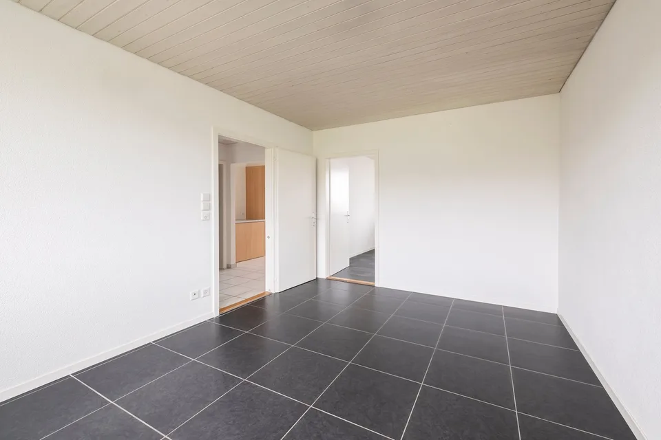Appartement ensoleillé et confortable de 2,5 pièces à Arch à louer
