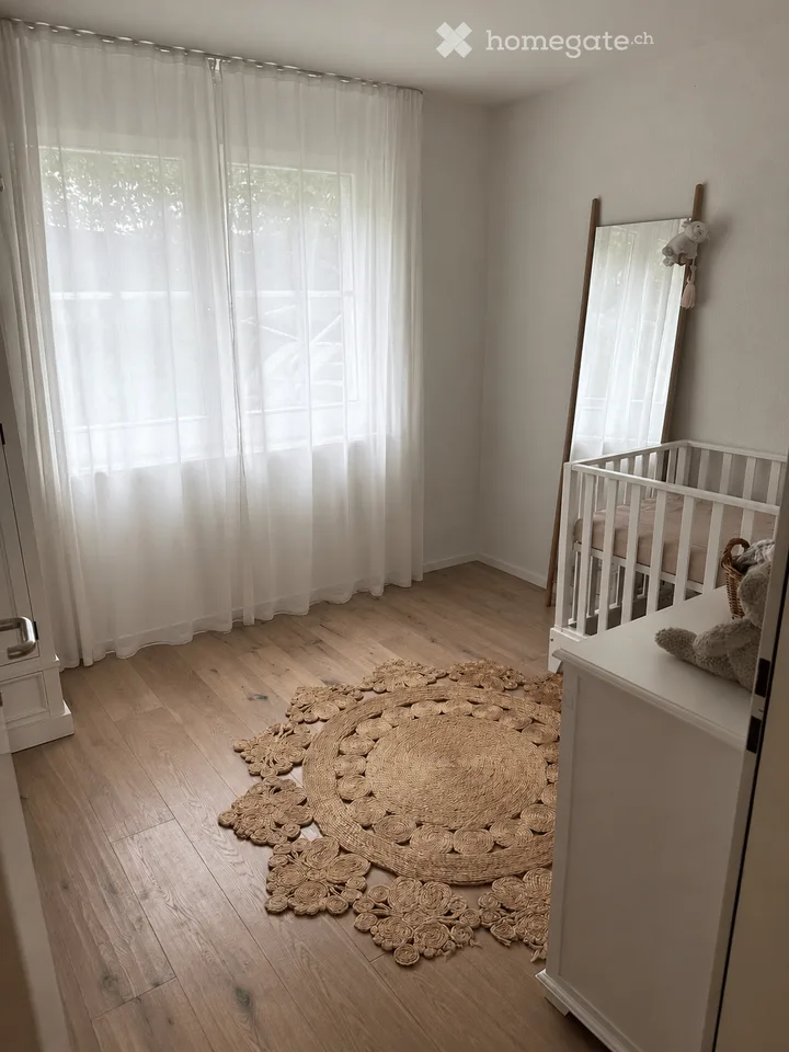 Charmante 4.5-Zimmer-Wohnung in Aeugst am Albis – ruhig, sonnig und familienfreundlich