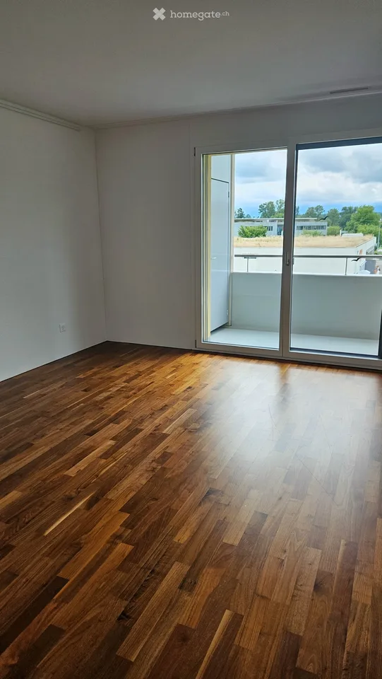 Moderne 3.5-Zimmer-Wohnung mit Seeblick & Wintergarten
