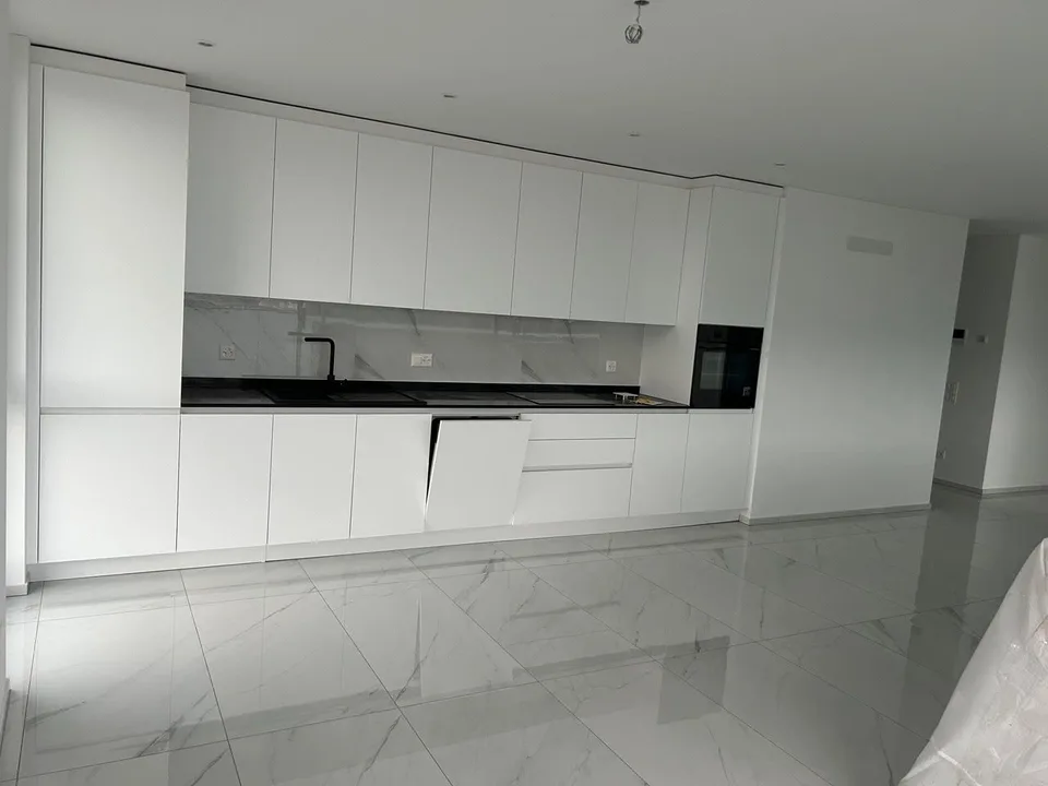 Modern and Comfortable 4.5-Room Apartment in Vacallo: Space, Luxury and Comfort